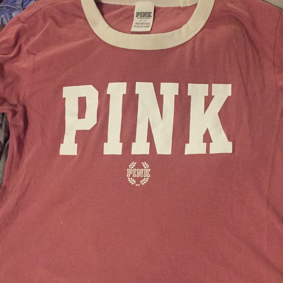 T-Shirt - Picture 3 of 4